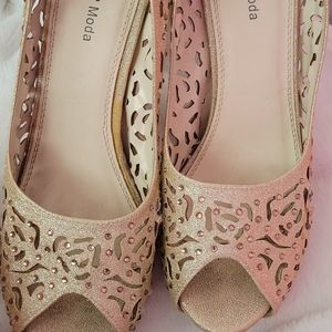 Top Moda peek toe heels